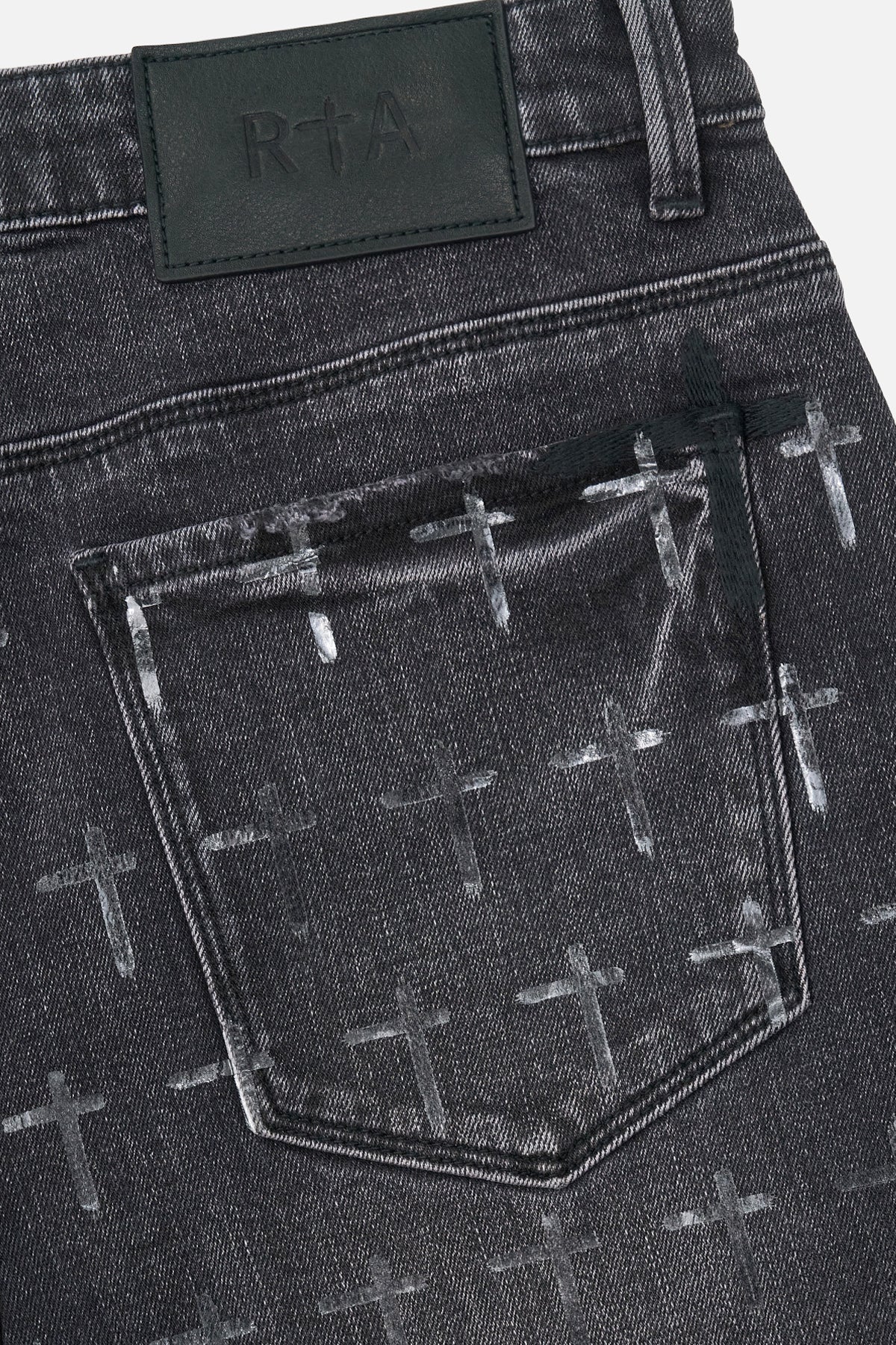 BRYANT SKINNY JEAN | NOIR COATED GREY
$280