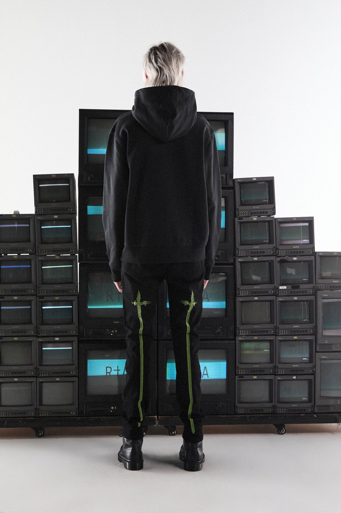 BRYANT SKINNY JEAN | BLACK GREEN DIGITAL CROSS