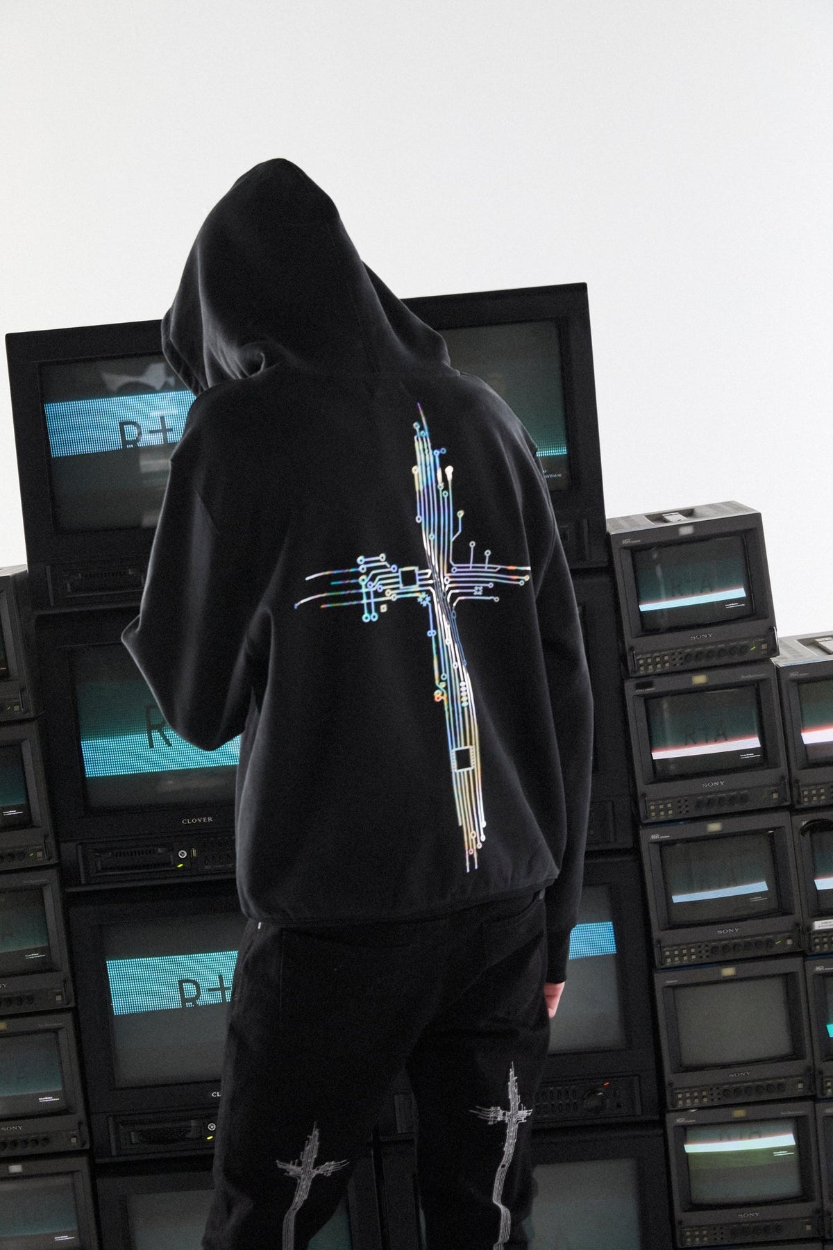 JORDAN OVERSIZED HOODIE | BLACK CIRCUIT CROSS