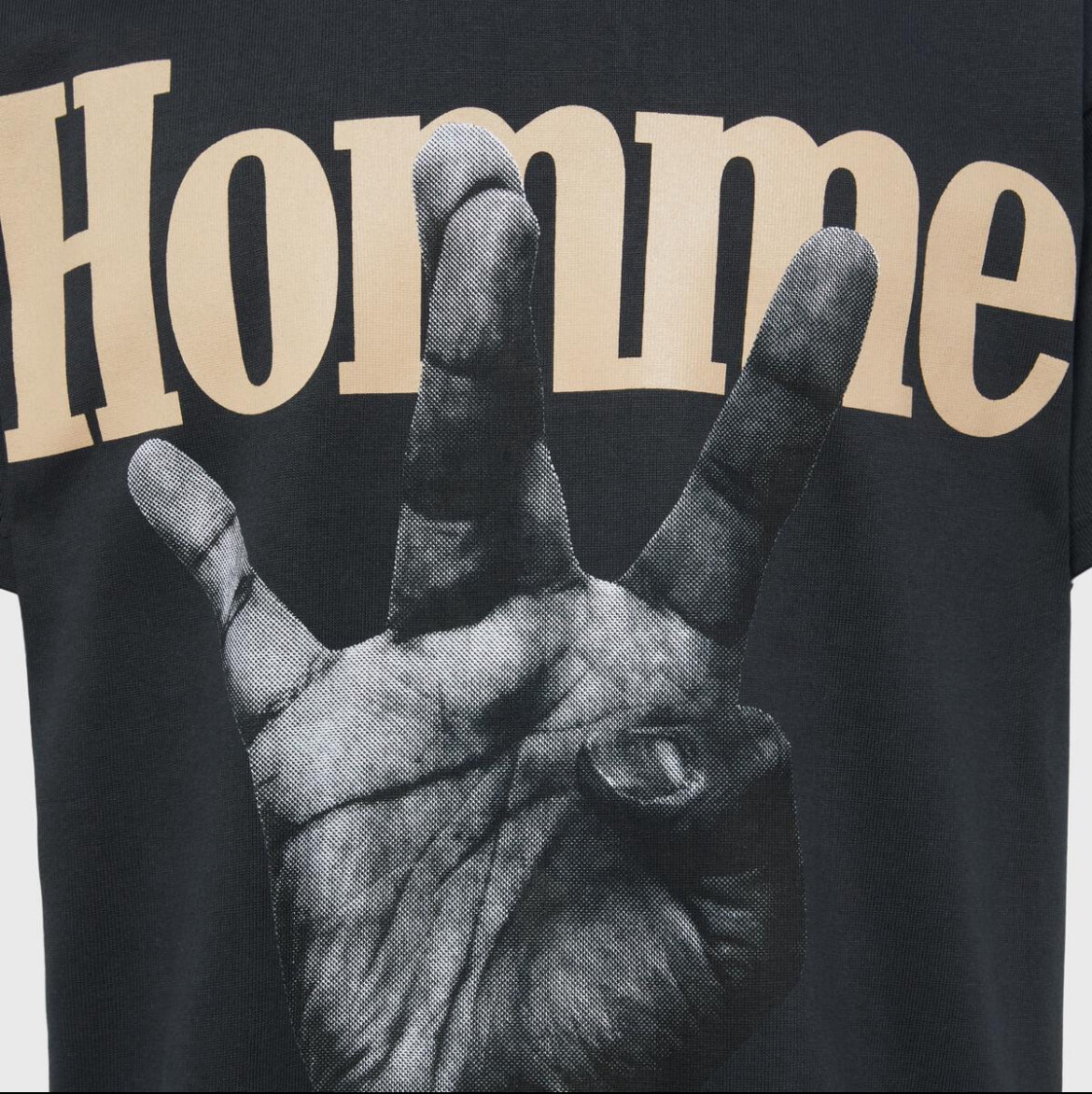 Twisted Fingers Tee Charcoal with Taupe