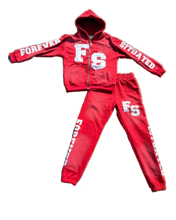 FOREVER SITUATED SWEATSUIT | RED