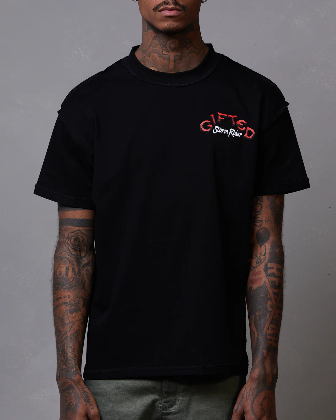 STORM RIDER TEE - BLACK